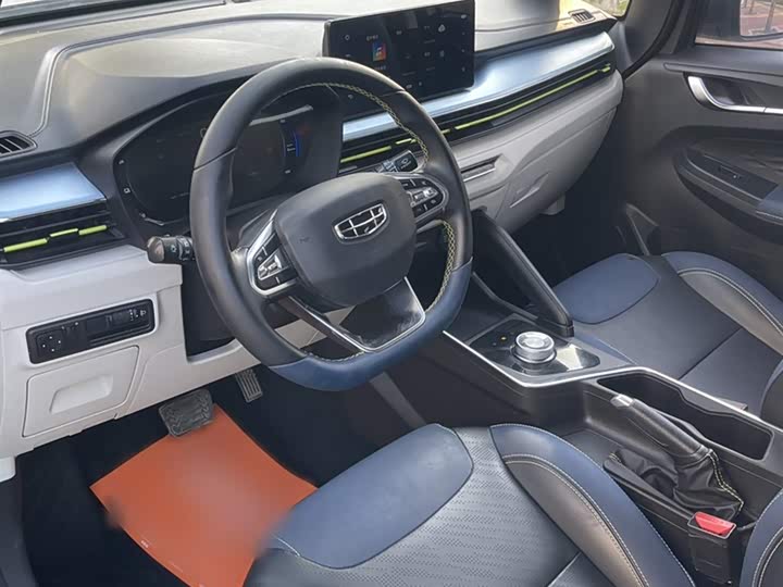 Фото 12 - Geely Geometry EX3