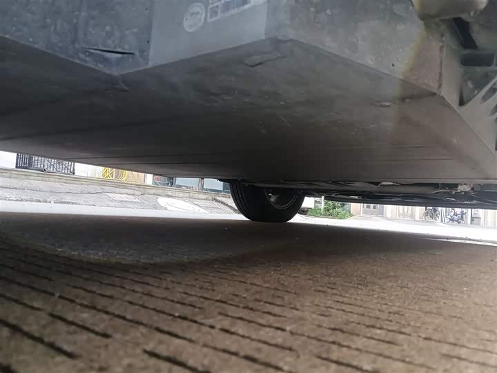 Фото 16 - Geely Geometry EX3