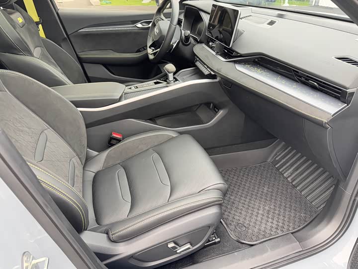 Фото 11 - Geely Preface