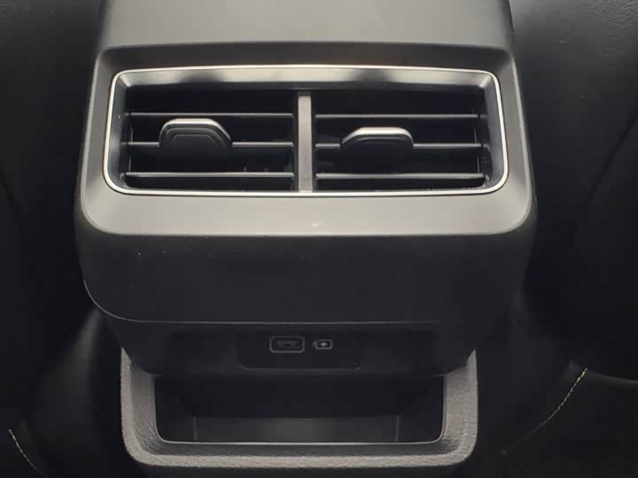 Фото 13 - Geely Preface