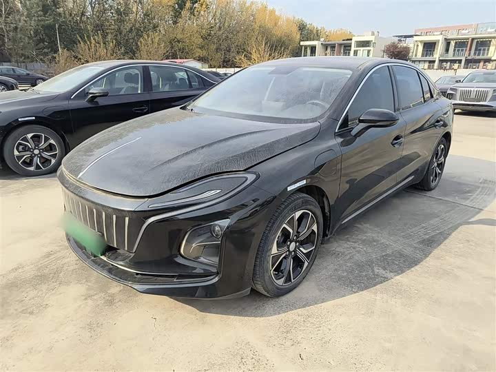 Фото 2 - Hongqi E-QM5