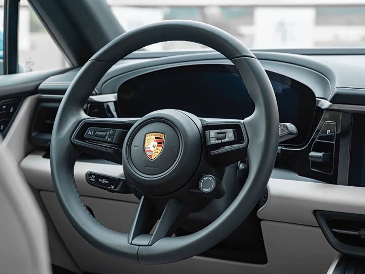 Фото 11 - Porsche Macan EV