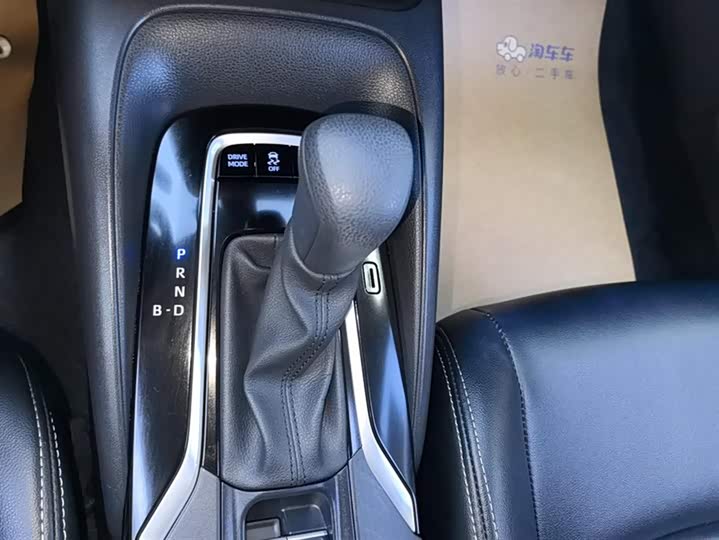 Фото 16 - Toyota Corolla