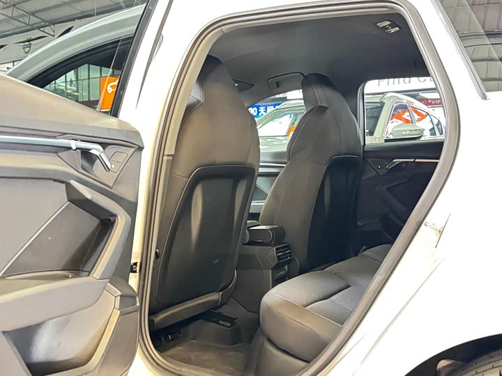 Фото 17 - Audi A3