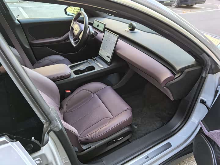 Фото 7 - Nio ET5