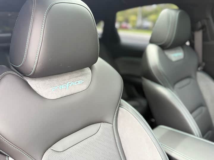 Фото 15 - Geely Preface