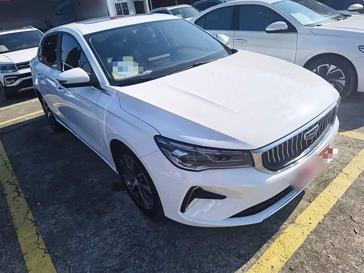 Фото 4 - Geely Emgrand