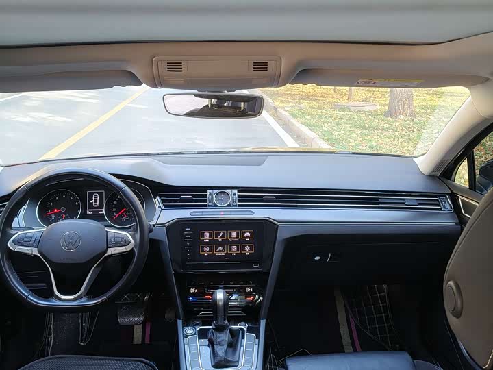 Фото 13 - Volkswagen Magotan