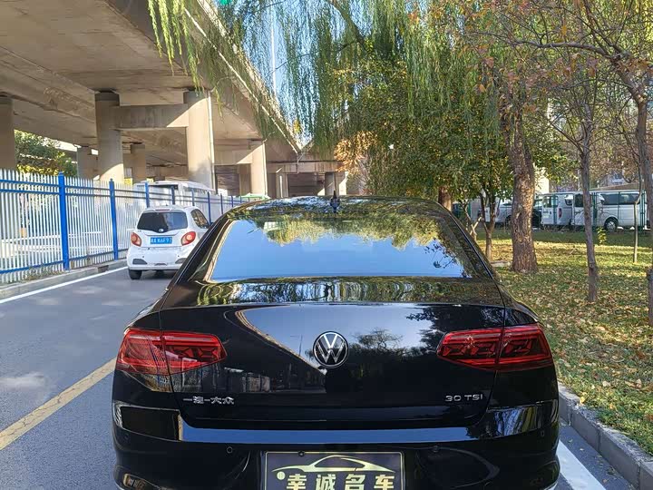 Фото 5 - Volkswagen Magotan