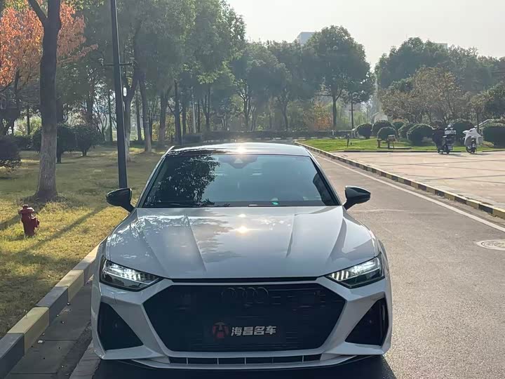 Фото 2 - Audi A7