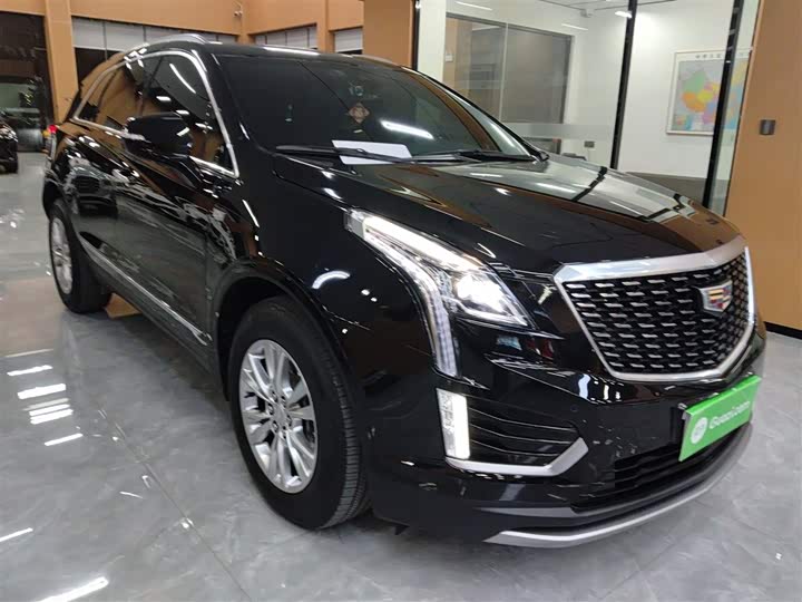 Фото 4 - Cadillac XT5