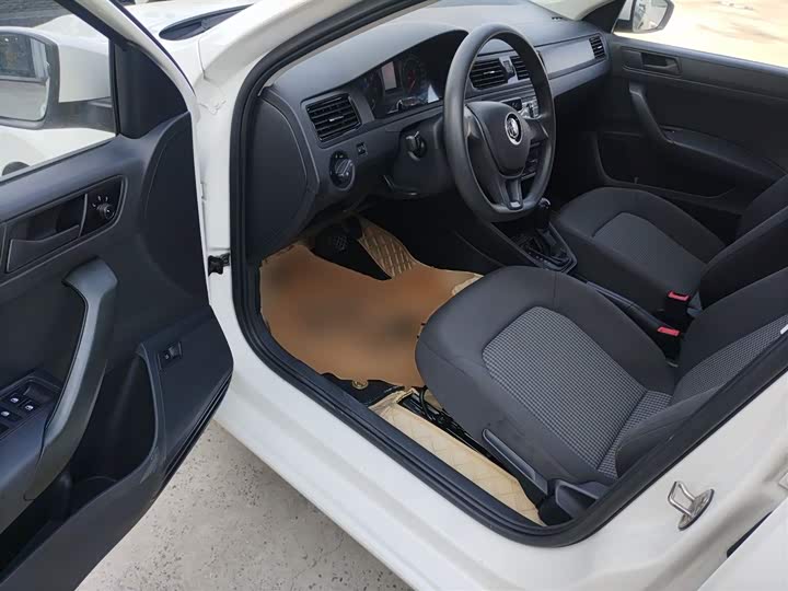 Фото 16 - Volkswagen Santana