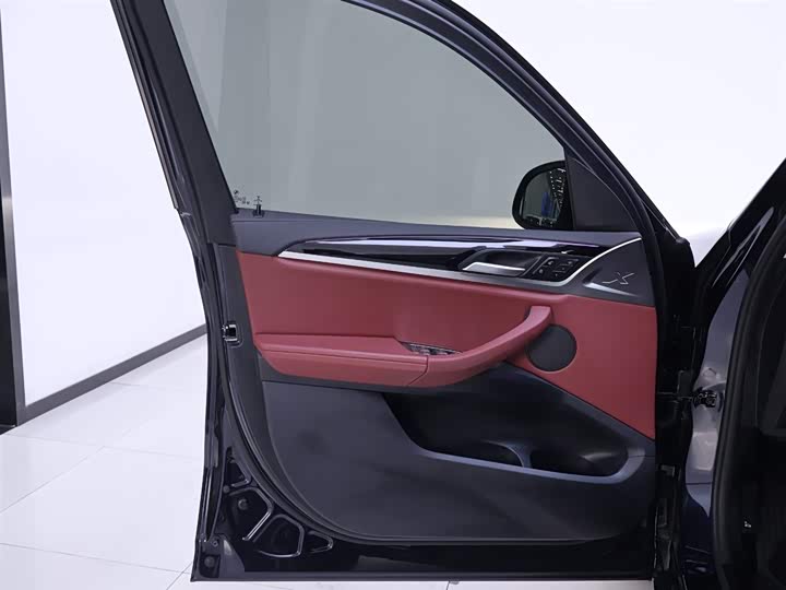 Фото 18 - BMW X3