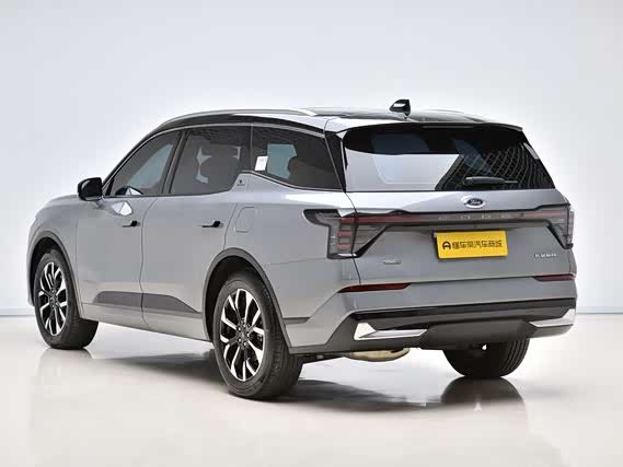 Фото 4 - Ford Edge