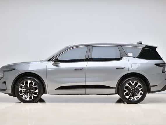 Фото 7 - Ford Edge