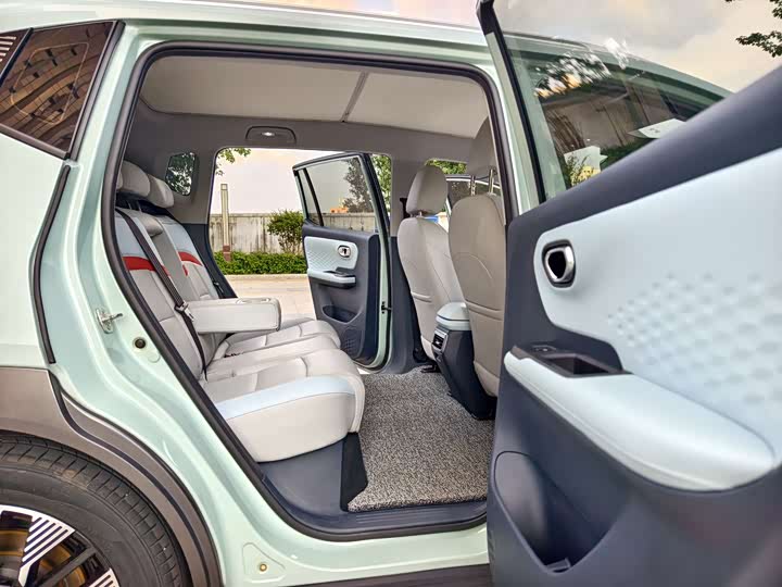 Фото 13 - GAC Aion Y