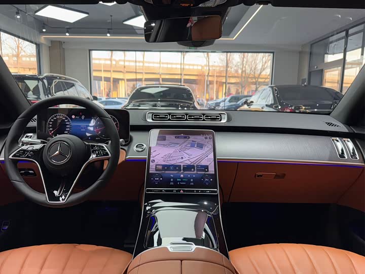 Фото 12 - Mercedes-Benz S-Class