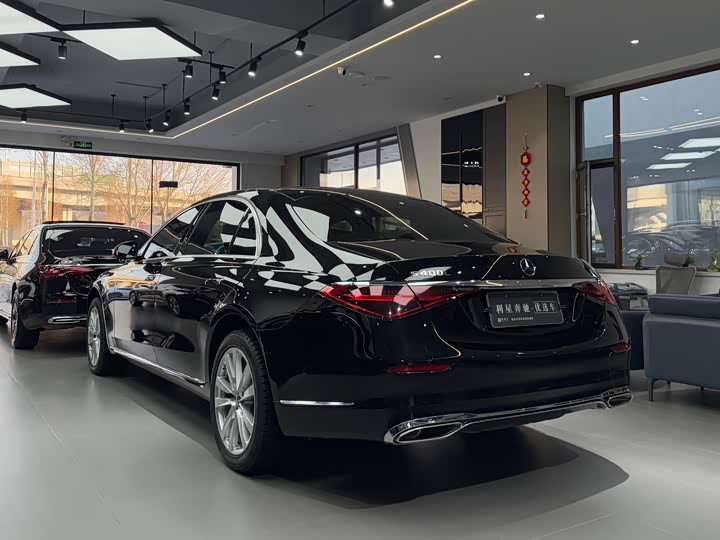 Фото 4 - Mercedes-Benz S-Class