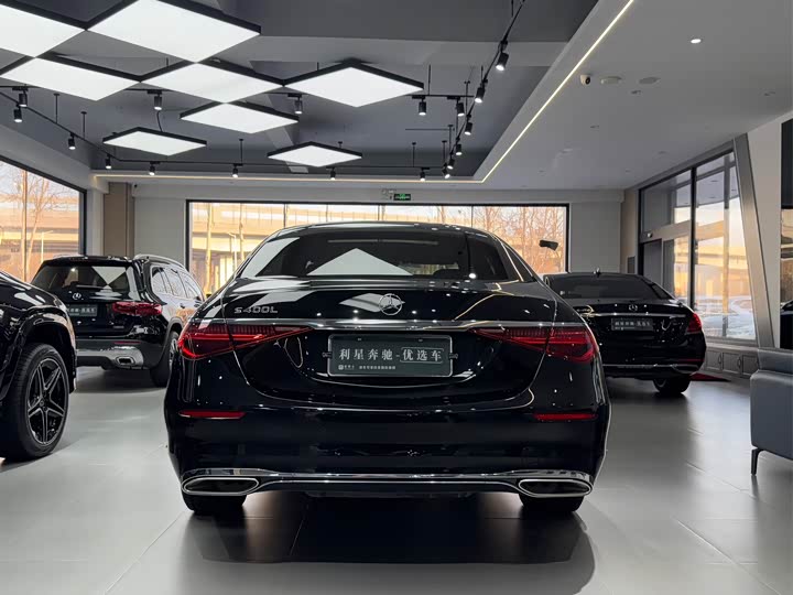 Фото 5 - Mercedes-Benz S-Class