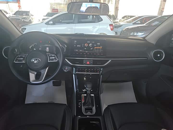 Фото 10 - Kia K3