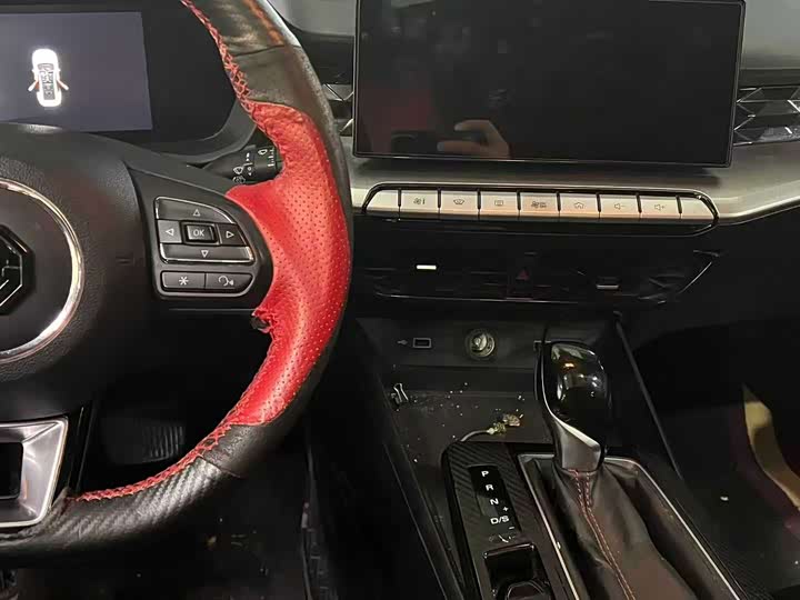 Фото 6 - MG Motor 5