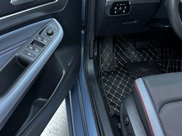 Фото 10 - Volkswagen Lamando L