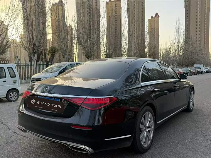 Фото 5 - Mercedes-Benz S-Class