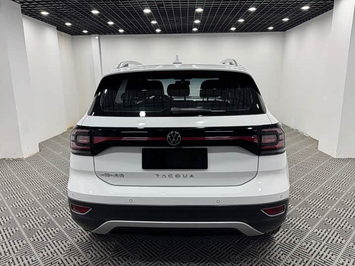 Фото 8 - Volkswagen Tacqua