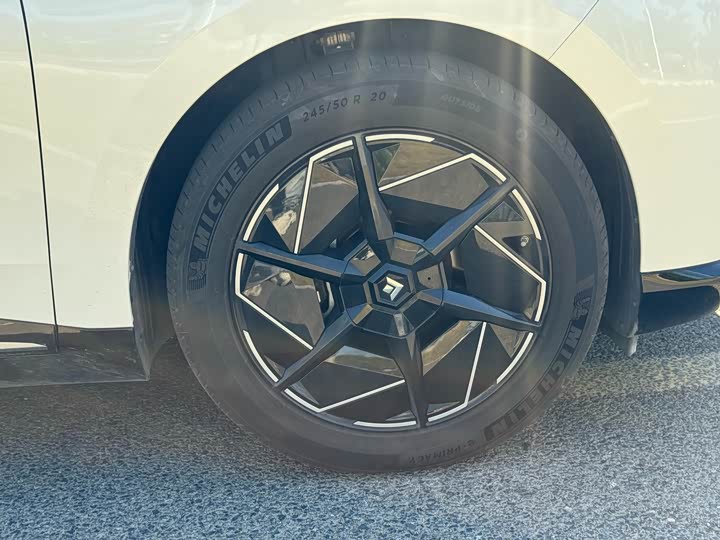 Фото 18 - GAC Hyptec HT