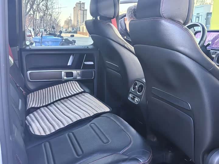 Фото 4 - Mercedes-Benz G-Class