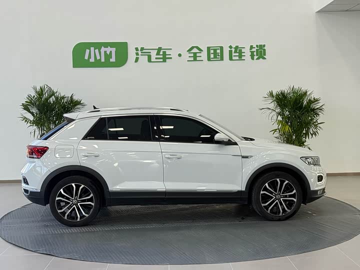 Фото 4 - Volkswagen T-Roc