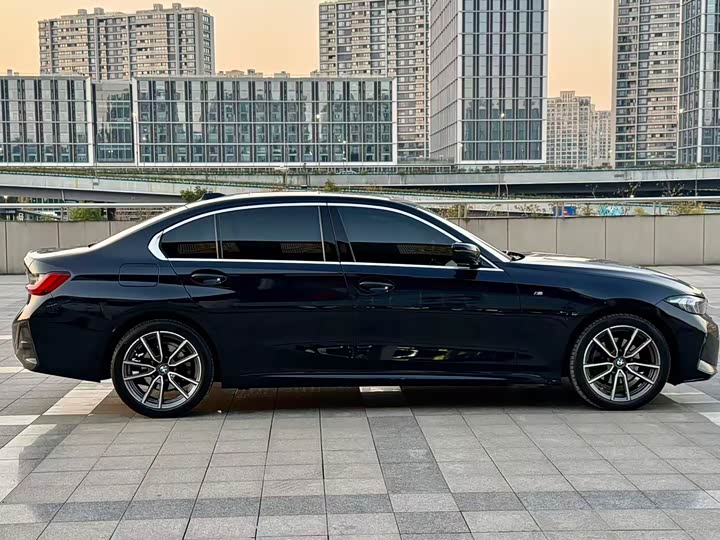 Фото 2 - BMW 3 Series