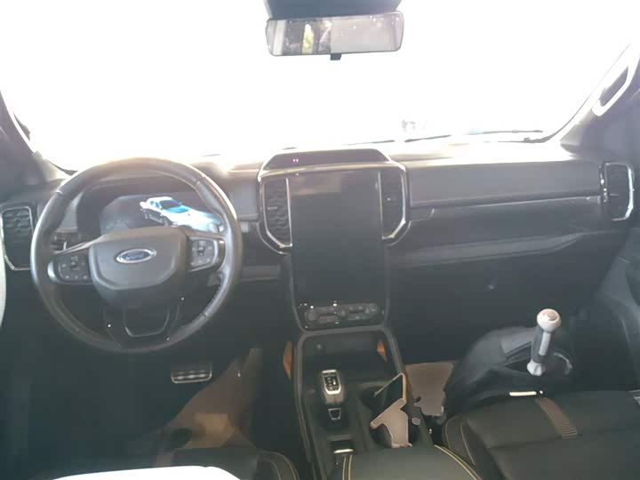 Фото 10 - Ford Ranger