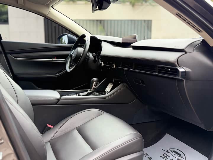 Фото 6 - Mazda 3 (Axela)