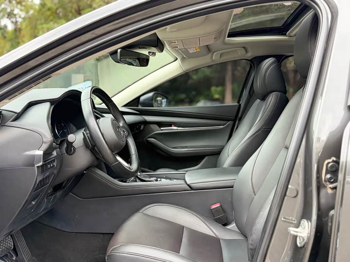 Фото 8 - Mazda 3 (Axela)