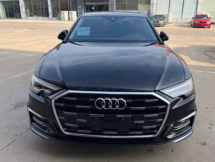Фото 3 - Audi A6L
