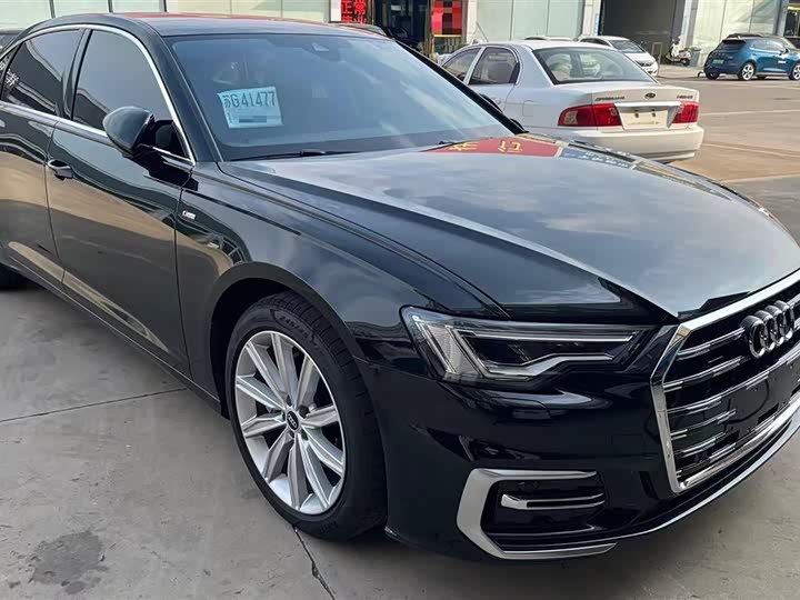 Фото 5 - Audi A6L