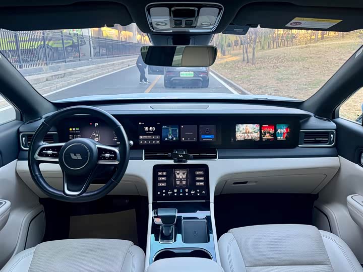 Фото 6 - LiXiang One