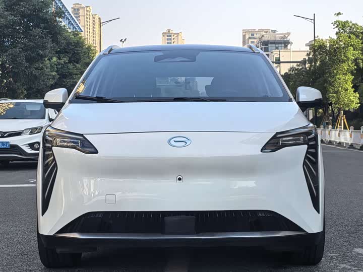 Фото 2 - GAC Aion Y