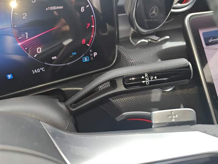 Фото 14 - Mercedes-Benz C-Class