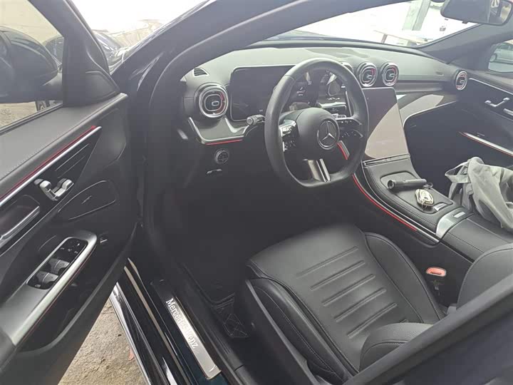 Фото 16 - Mercedes-Benz C-Class