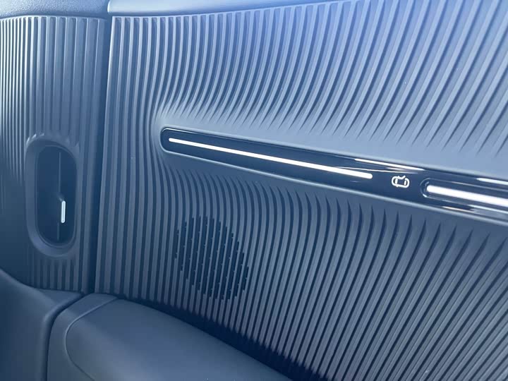 Фото 11 - Avatr 12