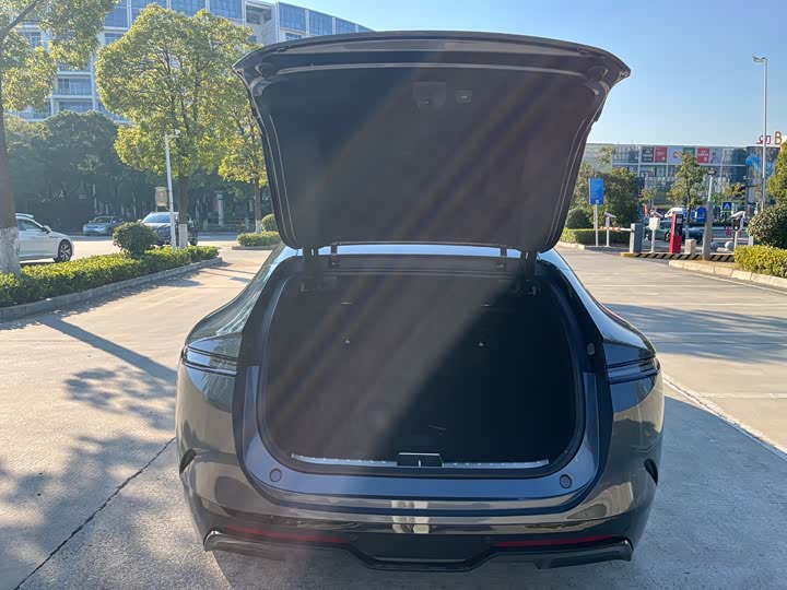 Фото 22 - Avatr 12