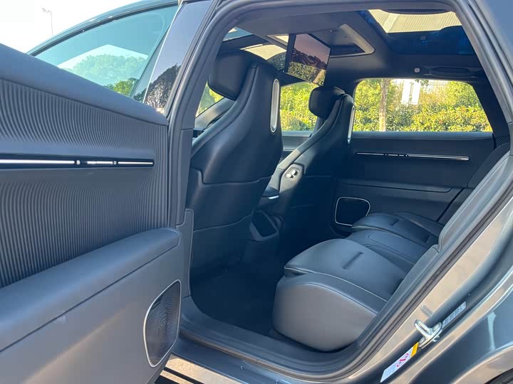 Фото 7 - Avatr 12