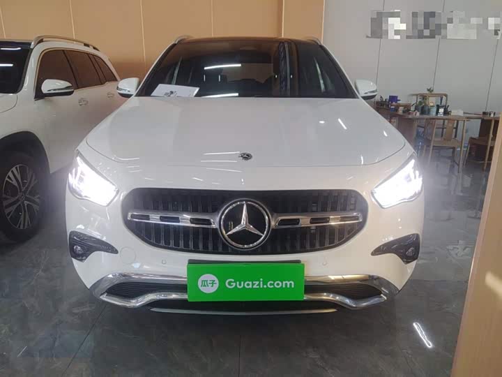 Фото 3 - Mercedes-Benz GLA-Class