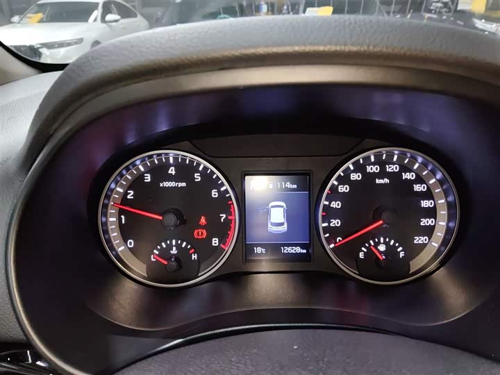 Фото 12 - Kia KX1