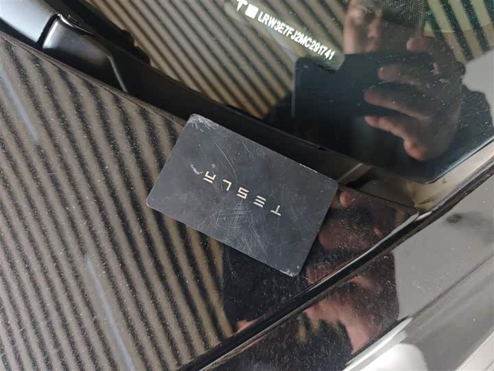 Фото 9 - Tesla Model 3