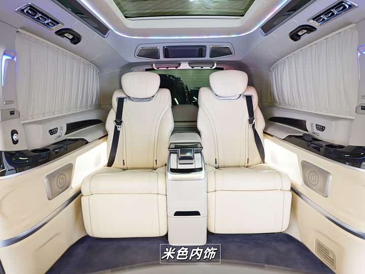 Фото 7 - Mercedes-Benz V-Class