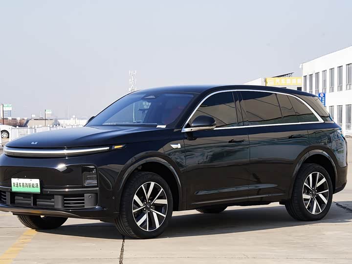 Фото 1 - LiXiang L7