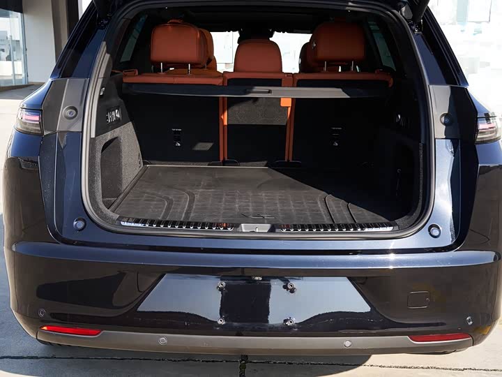 Фото 12 - LiXiang L7